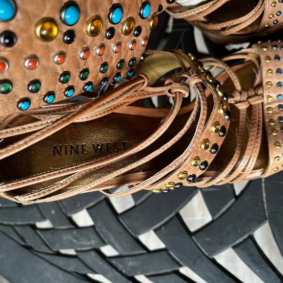 Nine West studed sandals US 7 (run large more like 8 ) - Picture 9 of 15